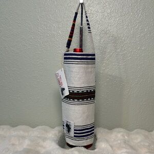 Carry 117 Korah Ethiopia | Wine Bottle Holder